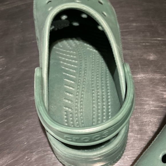 Crocs - Picture 8 of 9